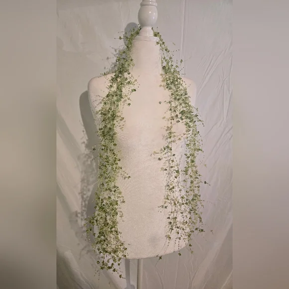 Green Beaded Decorations And Plaque Wall DECOR - Picture 2 of 10